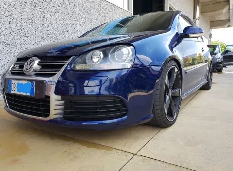 Photo Volkswagen Golf V 2006 - Golf V r32 VR6 MILLTEK + OHLINS