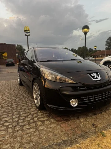 Foto Peugeot 207 2009 - Peugeot 207 GTi Le Mans 175 CV – Edizione Limitata – 503/2000