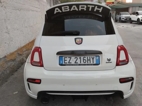 Foto Abarth 595 Turismo 2015 - Abarth 595 turismo kit 70 anniversario