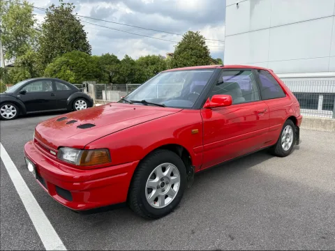 Foto Mazda 323 1990 - Mazda 323 3p 1.8 Turbo 16V GTX 4wd cat. ASI 163cv