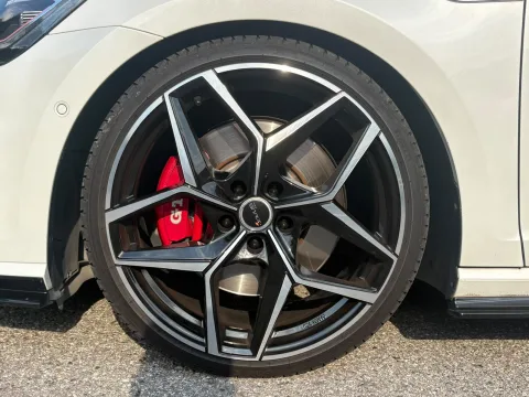 Foto Volkswagen Golf VII.5 2019 - Volkswagen Golf GTI Performance 2.0 TSI DSG | 298 CV
