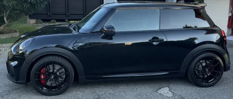 Foto Mini John Cooper Works 2024 - Mini Cooper JCW