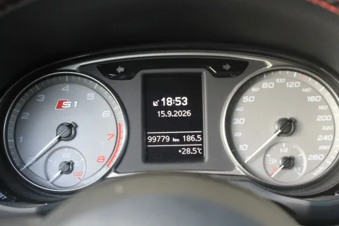 Foto Audi S1 2017 - 2017 Audi S1 Sportback