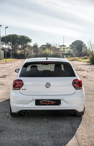 Foto Volkswagen Polo VI 2020 - Polo GTI 2.0