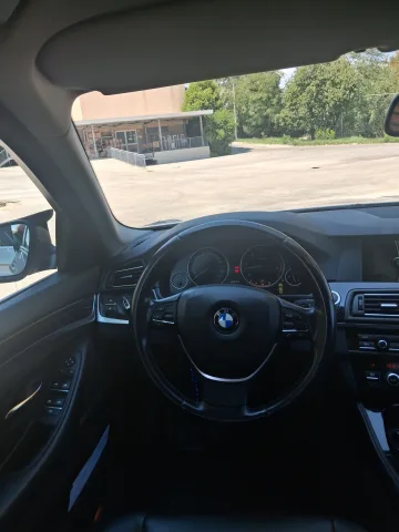 Foto BMW Serie 5 F10 2012 - BMW 530D M SPORT