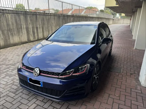Photo Volkswagen Golf VII.5 2019 - Golf GTI performance 7.5