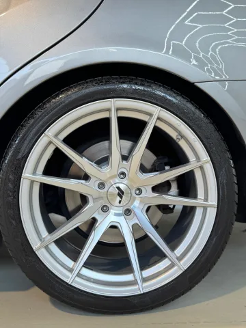 Foto Mercedes CLS 2011 - Splendida Mercedes-Benz CLS 500 V8 (300 kW / 408 CV) del 2011