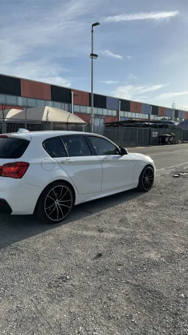 Photo BMW Serie 1 F20 2017 - vendo bmw 114d stage 2 160cv