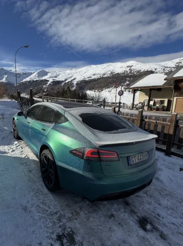 Foto Tesla Model S 2024 - Tesla Plaid 1020CV