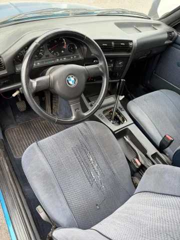 Photo BMW Serie 3 E30 1990 - BMW E30 MECCANICA 1.8 E36 318is 143CV