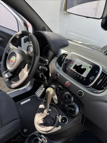 Foto Abarth 595 Competizione 2020 - Abarth 595 competizione 70th SABELT DNA