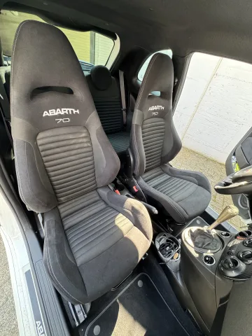 Foto Abarth 595 Competizione 2020 - Abarth 595 competizione 70th SABELT DNA