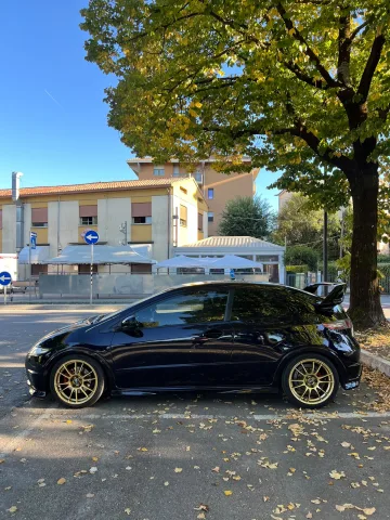Foto Honda Civic Type R 2010 - Honda Civic Type R FN2 – Midnight Purple