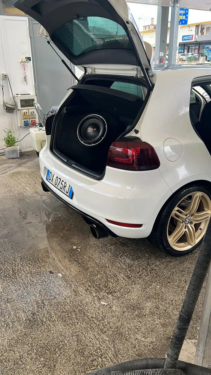Volkswagen Golf VI 2010 - Golf gti
