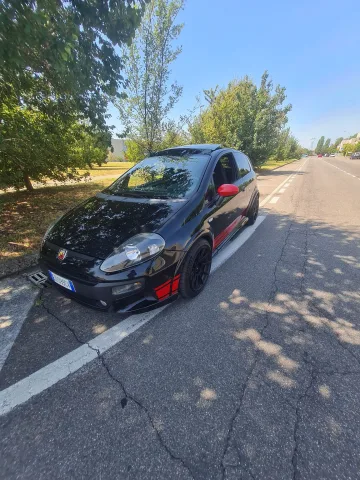 Foto Abarth Punto Evo Abarth 2010 - Fiat Punto Evo Abarth SS