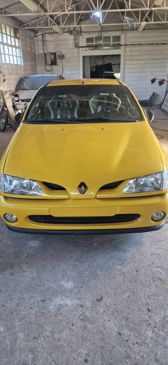 Renault Megane 1998 - RENAULT MEGANE COACH