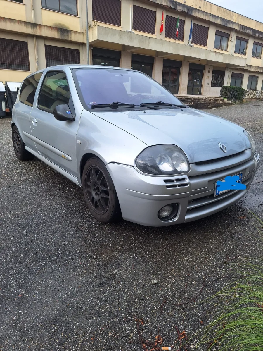 Renault Clio RS 2000 - Clio II RS