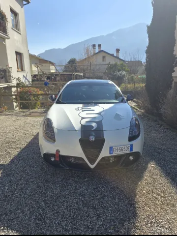 Foto Alfa Romeo Giulietta 2011 - Giulietta 1.4 multiair 170cv